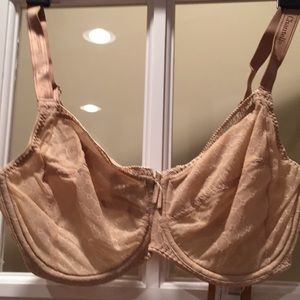 Chantelle nude plunge bra 3582
